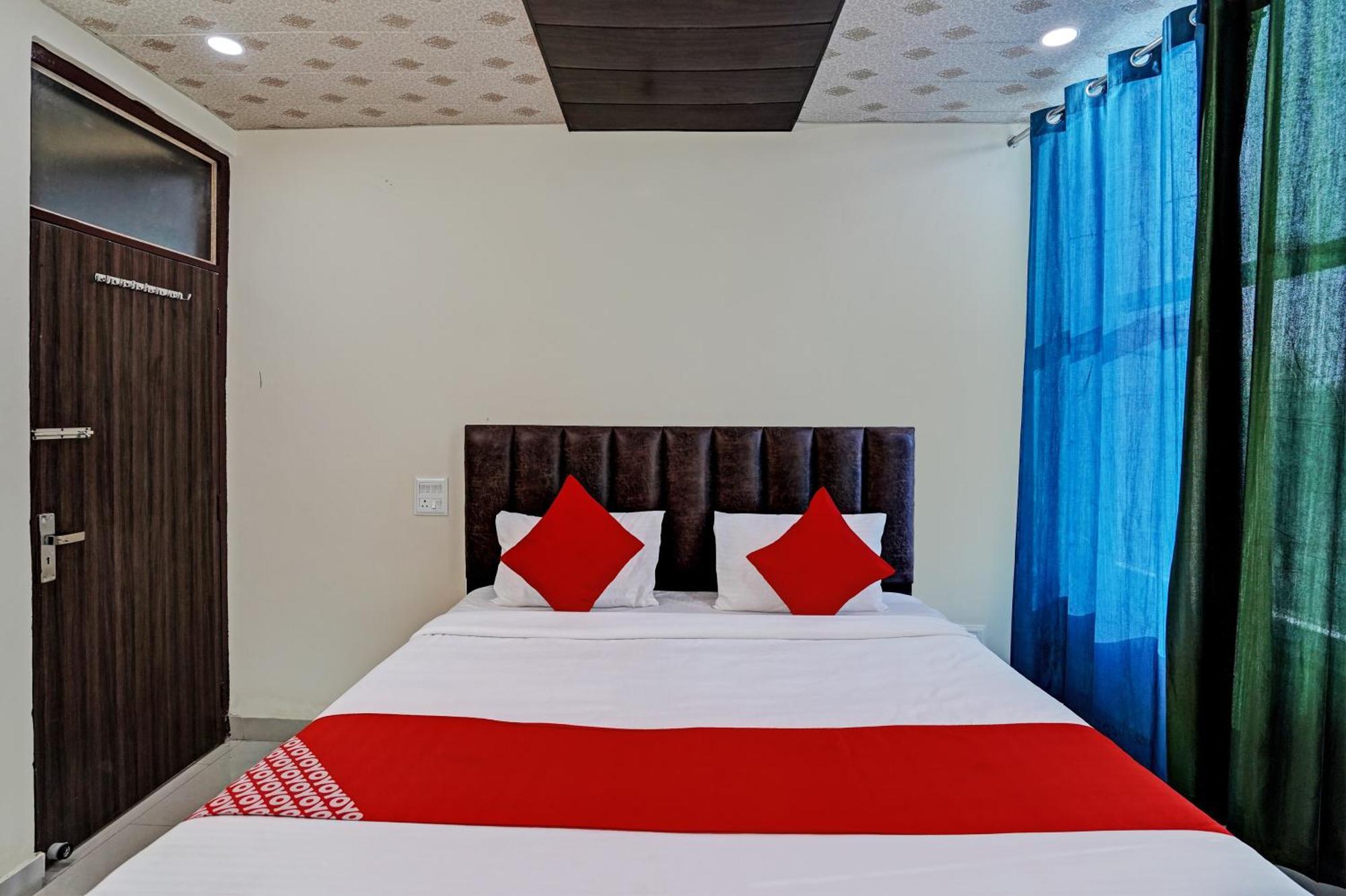 Oyo Flagship Evergreen Tower Hotel 加济阿巴德 外观 照片