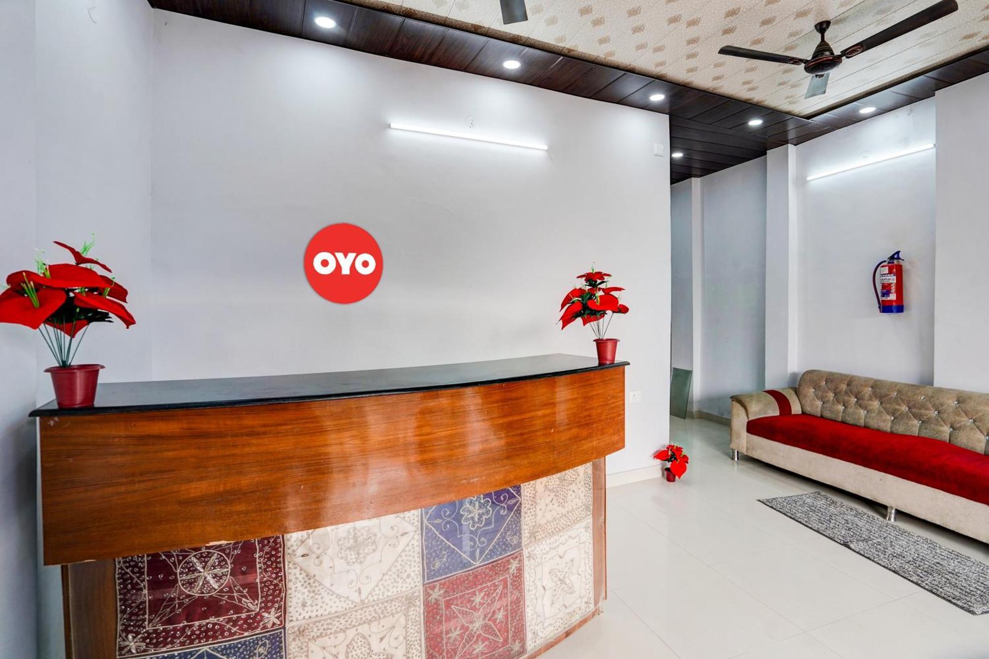 Oyo Flagship Evergreen Tower Hotel 加济阿巴德 外观 照片